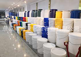 日本操逼系列视频吉安容器一楼涂料桶、机油桶展区